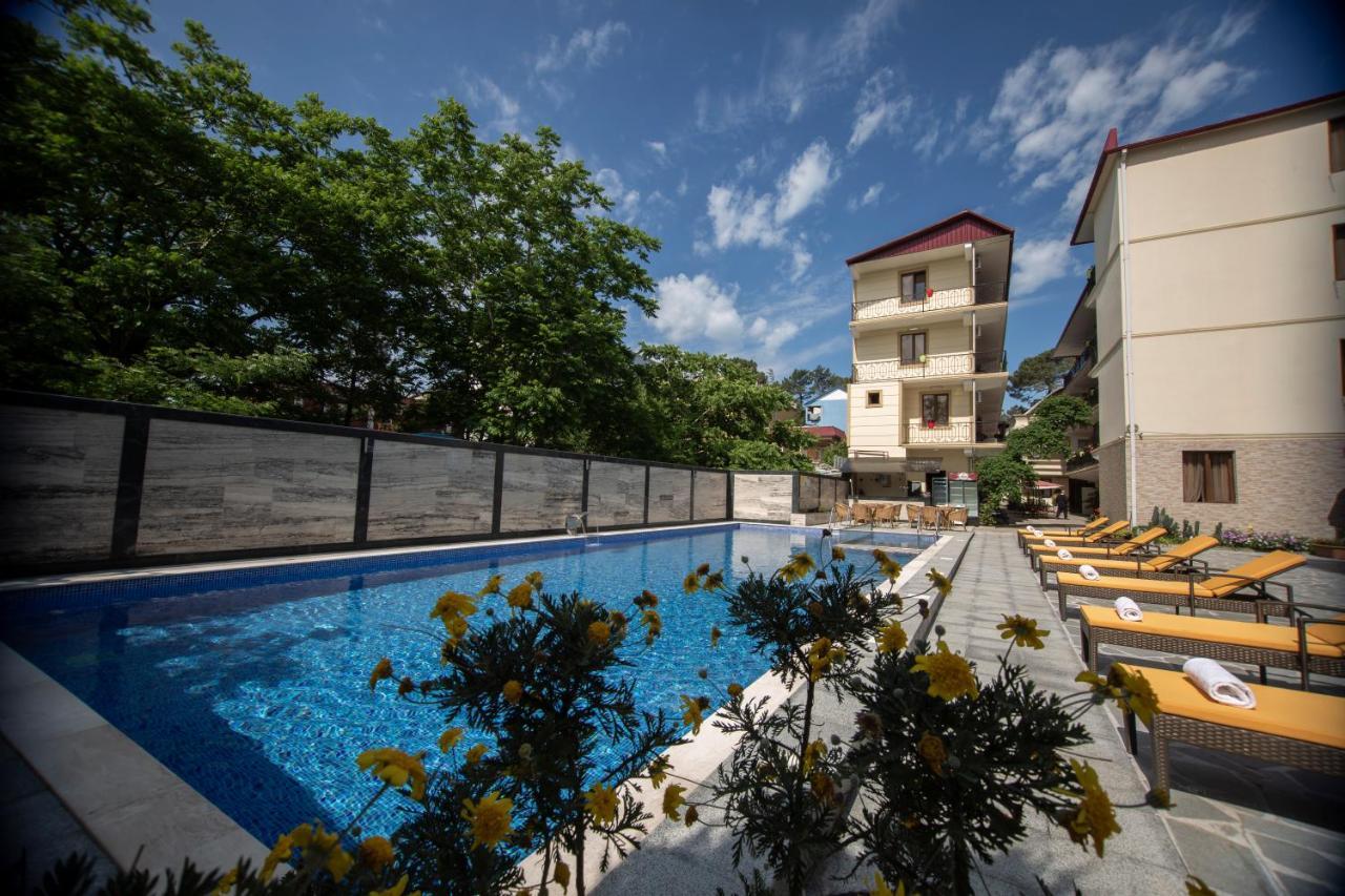 Hotel Chveni Ezo Kobuleti Exterior foto